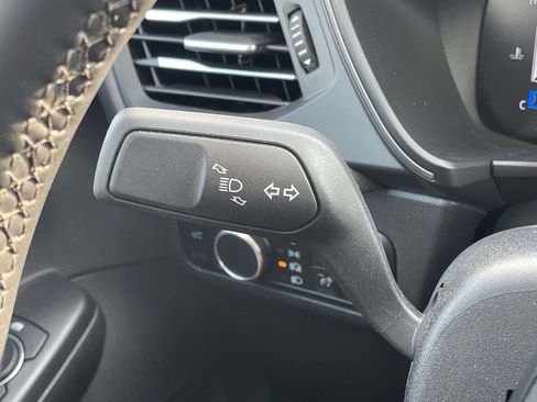 Used 2024 Ford Escape Active w/ Tech Pack #1 AWD/4WD image 12