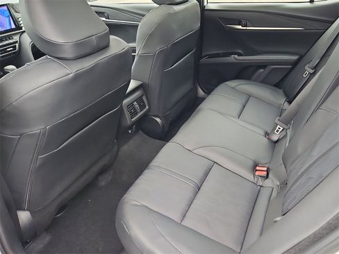 New 2026 Toyota Camry Hybrid image 22