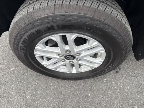 Used 2025 Toyota Tundra SR5 w/ SR5 Convenience Package image 10