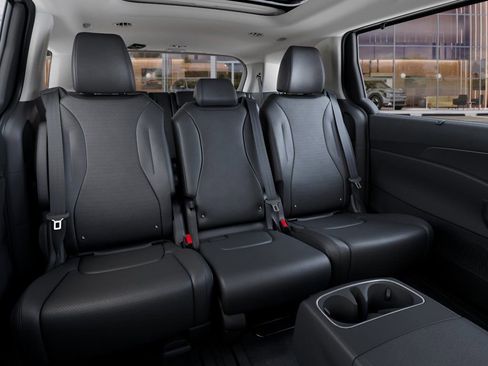 New 2026 Kia Carnival SX Prestige FWD image 16