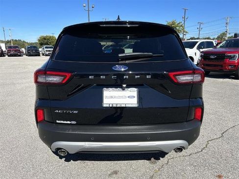 Certified 2025 Ford Escape Active w/ Tech Pack #1 image 5