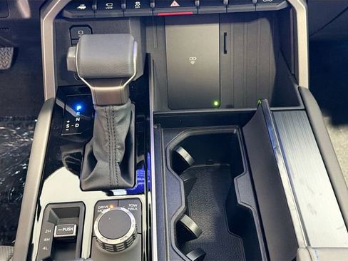 New 2026 Toyota Tundra Platinum AWD/4WD image 15