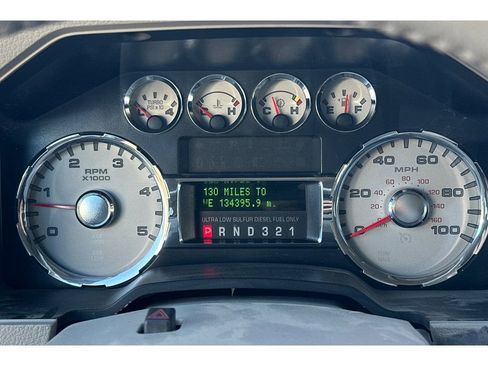 Used 2008 Ford F550 XLT image 24