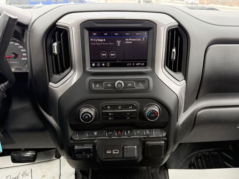 Used 2021 Chevrolet Silverado 2500 W/T w/ WT Convenience Package image 17