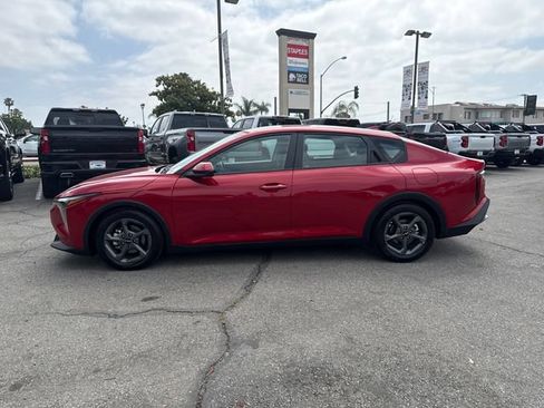 Used 2025 Kia K4 FWD image 2