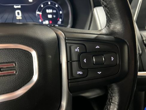 Used 2023 GMC Yukon XL SLT image 30