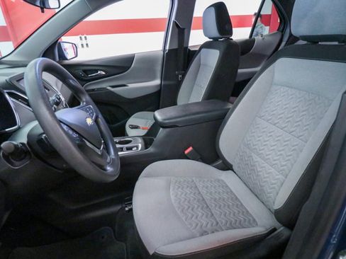 Used 2024 Chevrolet Equinox LS w/ LS Convenience Package FWD image 11