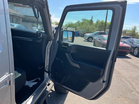 Used 2016 Jeep Wrangler Unlimited Sport w/ Max Tow Package AWD/4WD image 18