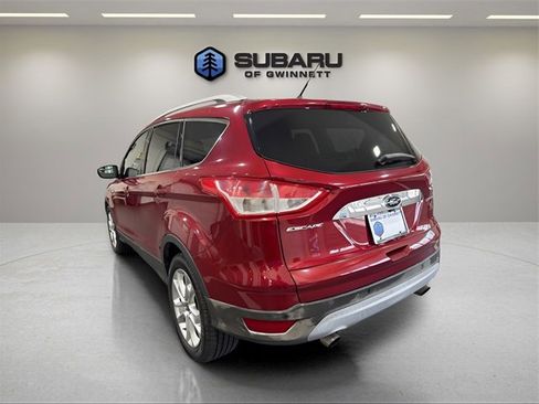 Used 2015 Ford Escape Titanium image 3
