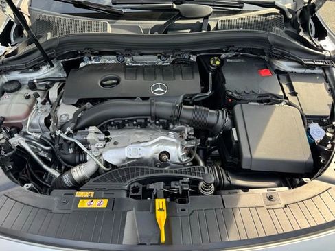 Certified 2023 Mercedes-Benz GLA 250 4MATIC image 10