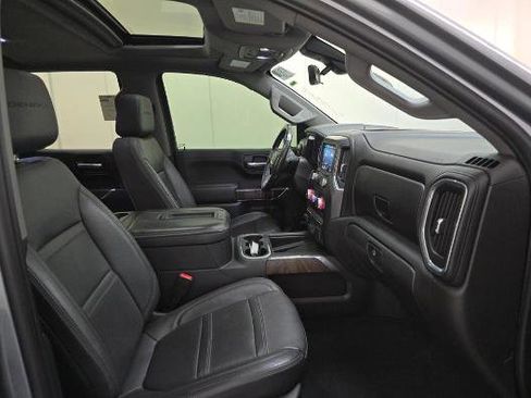 Used 2021 GMC Sierra 1500 Denali w/ Denali Ultimate Package AWD/4WD image 11