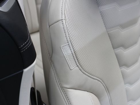 Used 2022 BMW M850i xDrive Convertible w/ M Carbon Exterior Package image 33