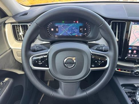 Certified 2025 Volvo XC60 B5 Plus image 11