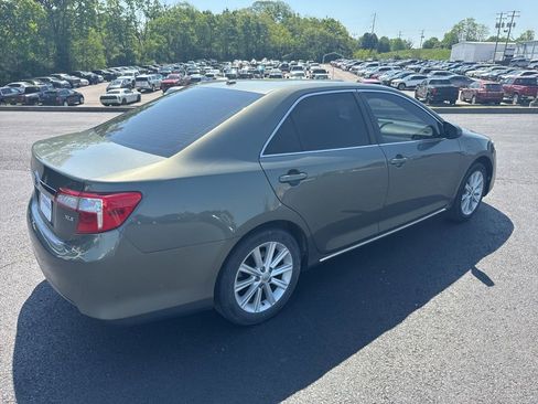 Used 2012 Toyota Camry XLE FWD image 3