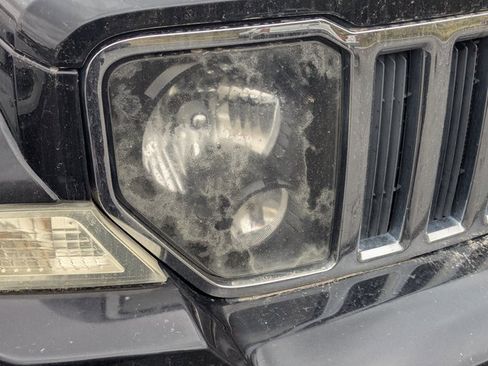 Used 2012 Jeep Liberty Limited Jet w/ Comfort/Convenience Group image 9