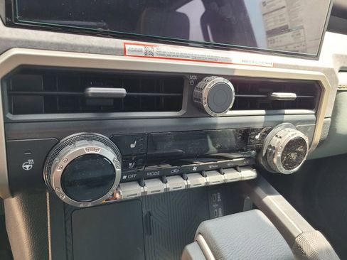 New 2025 Toyota Tacoma Trailhunter image 20