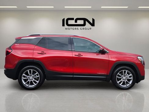 Used 2022 GMC Terrain SLT image 6