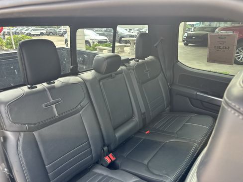 Used 2023 Ford F150 Platinum w/ FX4 Off-Road Package AWD/4WD image 39