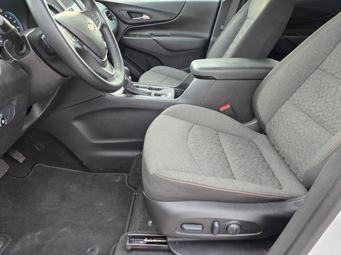 Used 2024 Chevrolet Equinox LT AWD/4WD image 10
