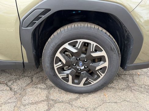 Certified 2025 Subaru Forester Premium image 12