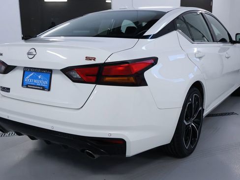 Used 2024 Nissan Altima 2.5 SR image 7