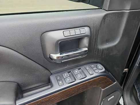 Used 2018 GMC Sierra 1500 Denali AWD/4WD image 21