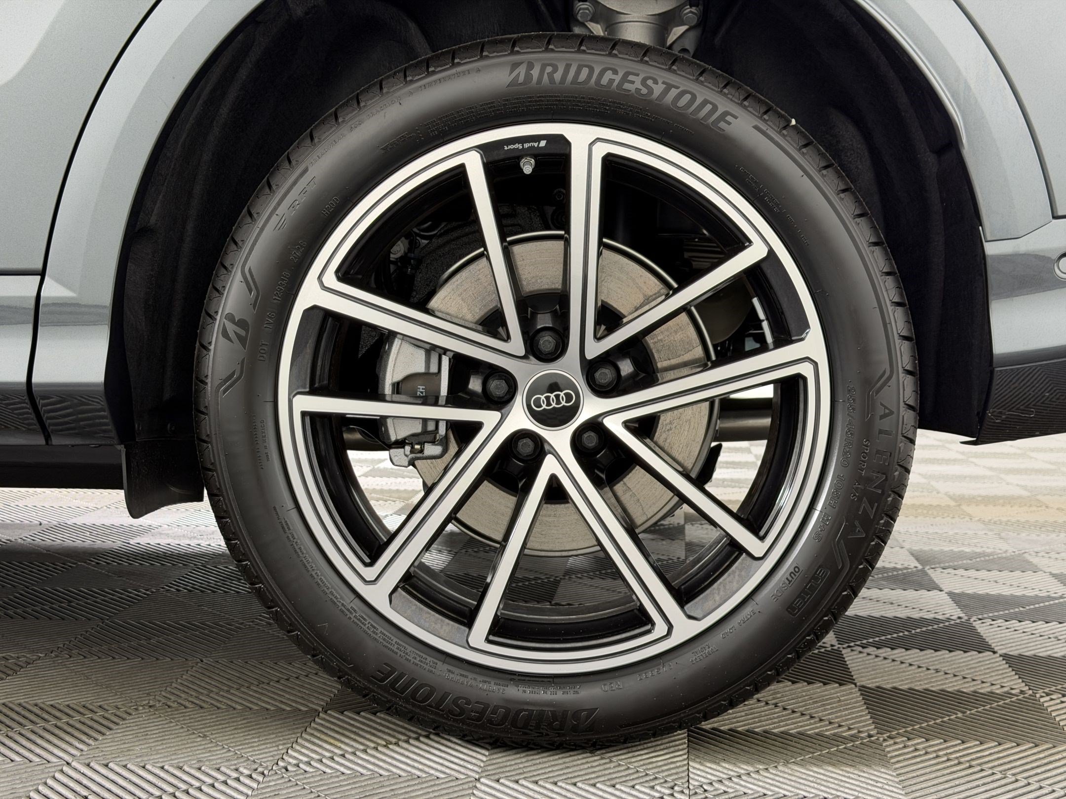 New 2026 Audi Q5 Premium Plus AWD/4WD image 10