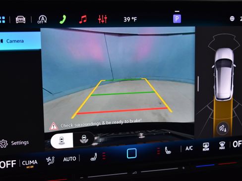 New 2026 Volkswagen Tiguan SE image 10