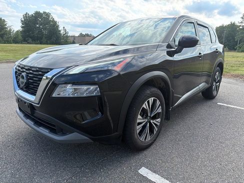 Used 2023 Nissan Rogue SV AWD/4WD image 3