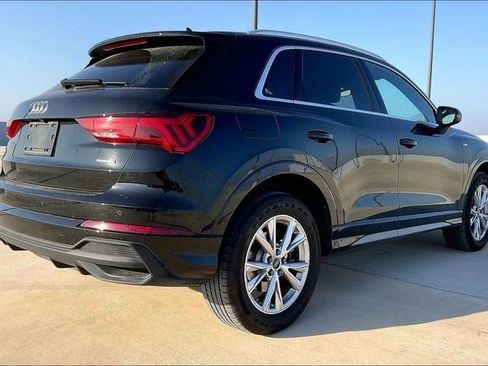 Used 2025 Audi Q3 2.0T Premium image 4