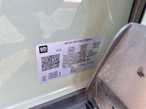 Used 2024 Chevrolet Trax ACTIV w/ Sunroof Package image 28