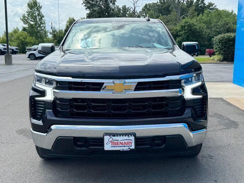 Used 2023 Chevrolet Silverado 1500 LT AWD/4WD image 9