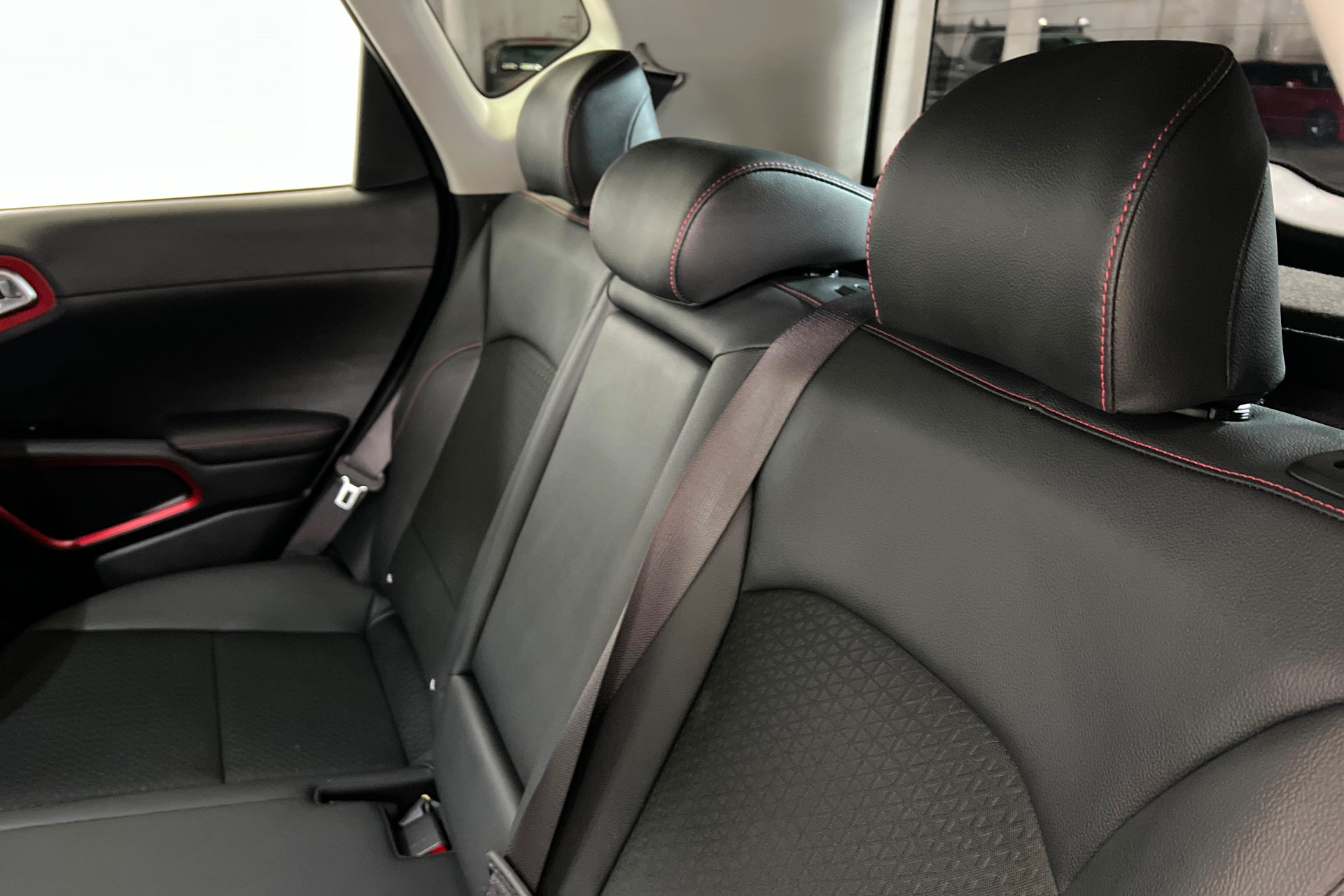 Used 2025 Kia Soul GT-Line w/ GT-Line Technology Package FWD image 21