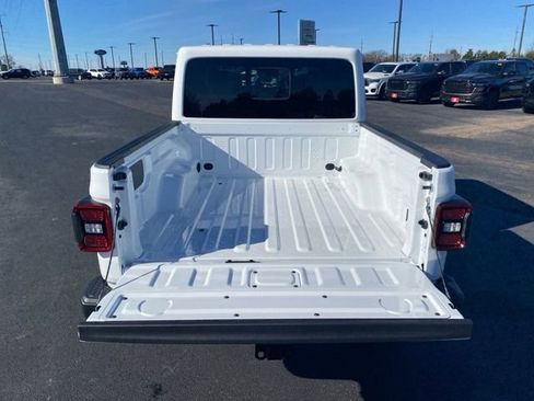 New 2026 Jeep Gladiator Mojave image 44