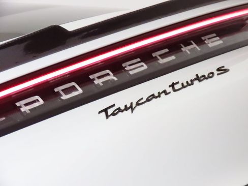 Certified 2021 Porsche Taycan Turbo S w/ Premium Package AWD/4WD image 12