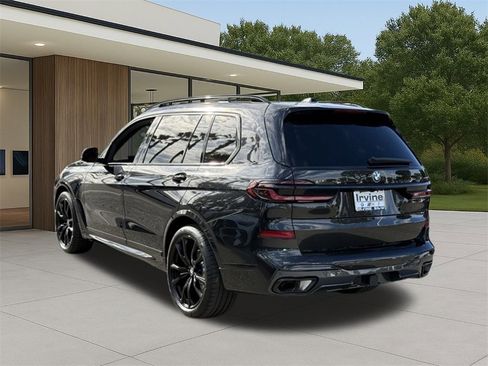 Certified 2024 BMW X7 xDrive40i w/ M Sport Package image 12