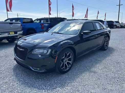 Used 2016 Chrysler 300 S w/ 300S Premium Group RWD image 17