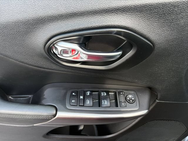 Used 2021 Jeep Cherokee Latitude Lux AWD/4WD image 18