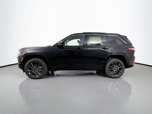 New 2026 Jeep Grand Cherokee Limited AWD/4WD image 4