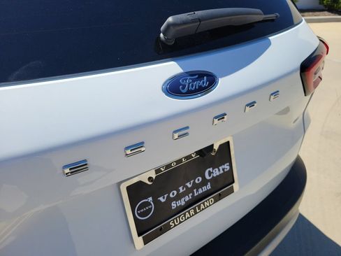 Used 2025 Ford Escape Active FWD image 9