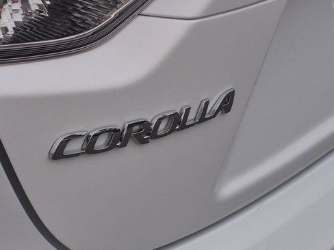 Used 2024 Toyota Corolla LE FWD image 26