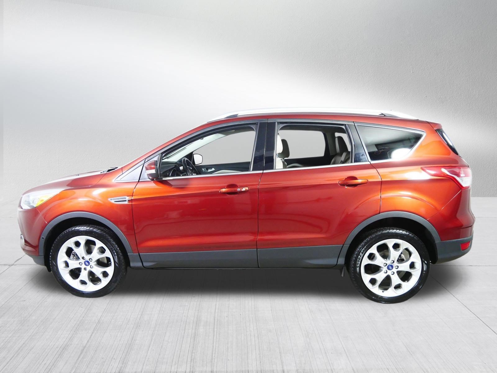 Used 2014 Ford Escape Titanium w/ Equipment Group 401A AWD/4WD image 4