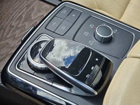 Used 2019 Mercedes-Benz GLS 450 GLS 450 image 32