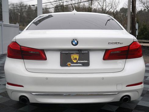 Used 2018 BMW 530e xDrive image 8