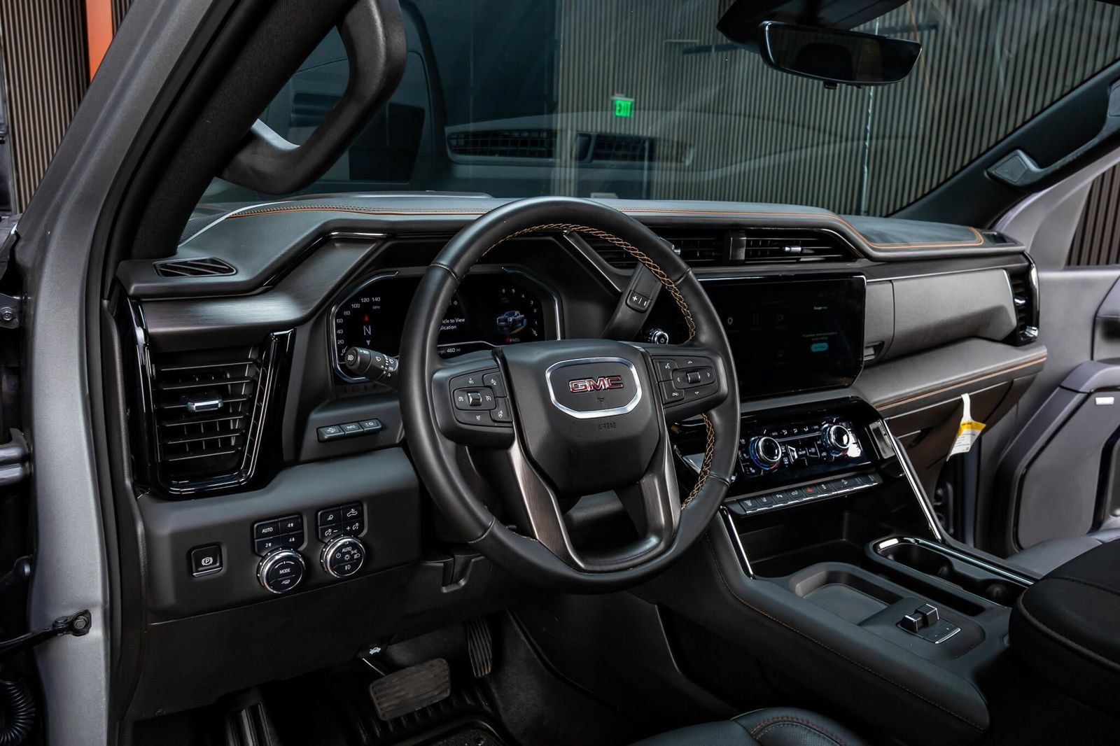 Used 2025 GMC Sierra 3500 AT4 w/ AT4 Premium Plus Package AWD/4WD image 14