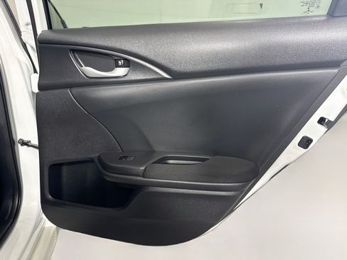 Used 2020 Honda Civic LX image 27