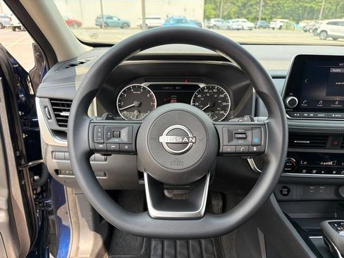 Certified 2024 Nissan Rogue SV AWD/4WD image 15