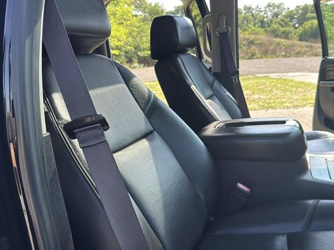 Used 2013 GMC Sierra 1500 Denali AWD/4WD image 33