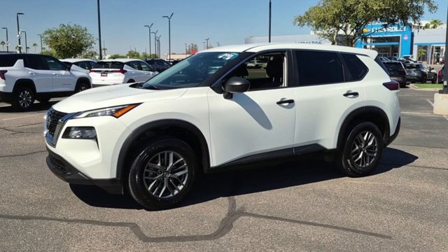 Used 2021 Nissan Rogue S FWD image 4