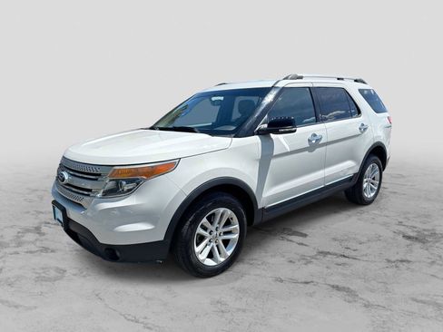 Used 2011 Ford Explorer XLT w/ 202A Rapid Spec Order Code AWD/4WD image 1